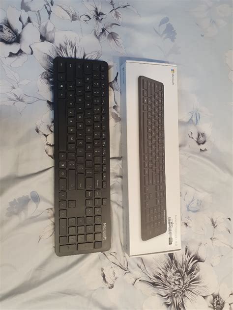 Microsoft Bluetooth keyboard, Computers & Tech, Parts & Accessories ...