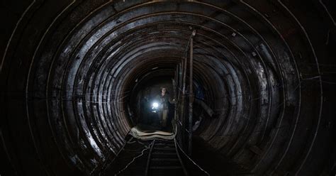 In Gaza, Israelis Display Tunnel Wide Enough to Handle Cars - The New ...