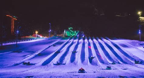 Cosmic Tubing Is A Thing In Oregon, And It's The Ultimate Winter Rush