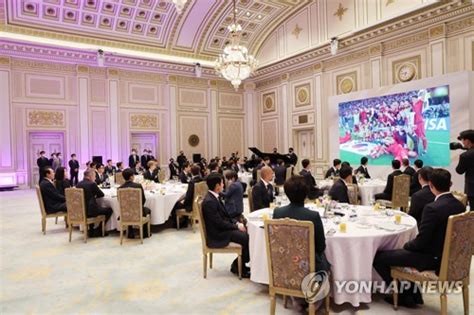 청와대 영빈관에서 열린 축구 국가대표팀 환영 만찬 네이트 뉴스