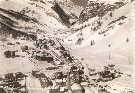 Photos et carte postales anciennes de Val d Isère Mairie de Val d