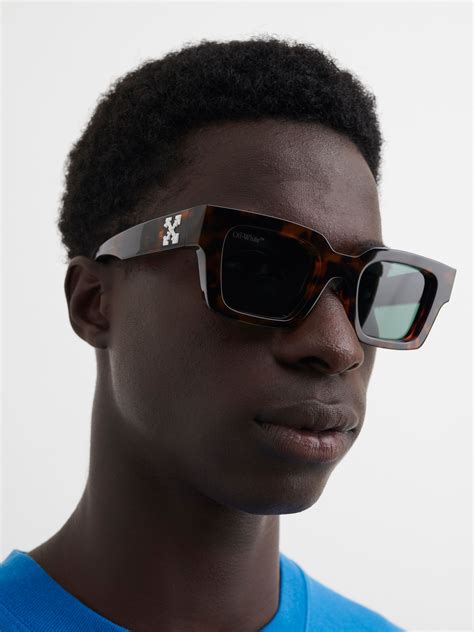 Sunglasses Collection Off White™official