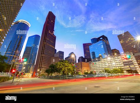 Houston skyline sunrise hi-res stock photography and images - Alamy