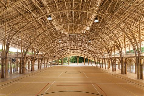 Bamboo Sports Hall for Panyaden International School / Chiangmai Life Construction | ArchDaily