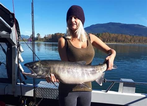 Salmon Fishing - Fraser River Sturgeon Fishing