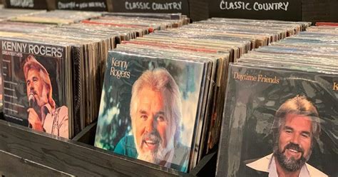 25 Best Kenny Rogers Songs In Music History