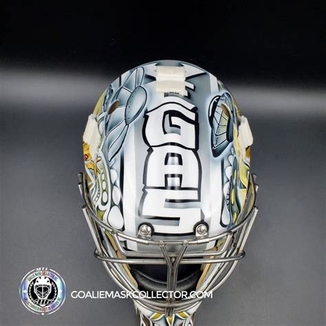 Adin Hill Goalie Mask Unsigned V3 2023 Las Vegas Tribute – Goalie Mask ...