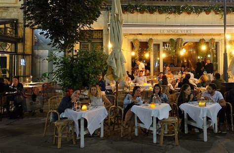 Le Singe Verte Cours Mirabeau Aix En Provence Kenneth Allyn