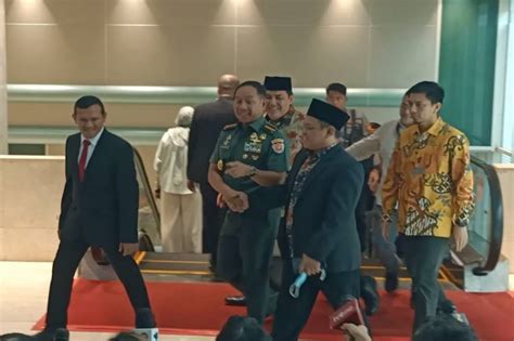 Tiba Di DPR Jenderal Agus Subiyanto Siap Hadiri Pengesahan Jadi