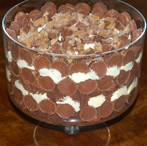 Reeses Peanut Butter Cup Brownie Trifle