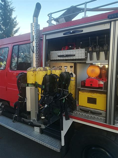 Unimog Feuerwehr Neubau