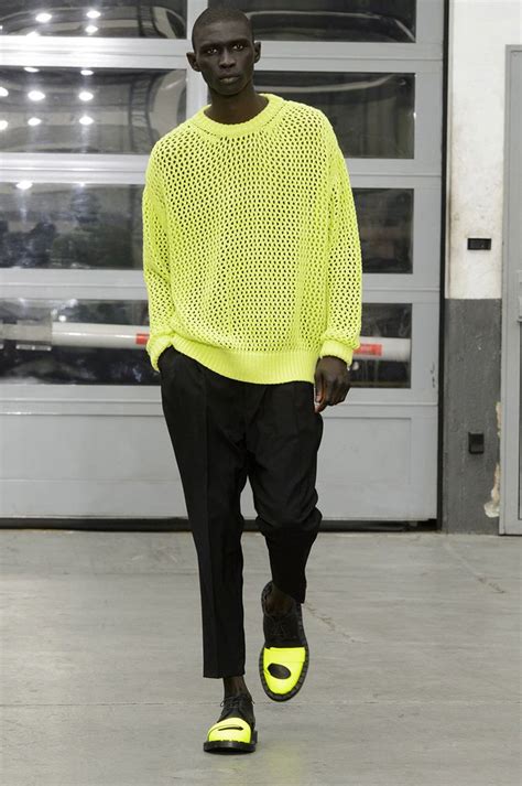 Arriba 60 Imagen Neon Outfit Men Abzlocal Mx