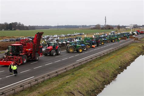 Las Protestas De Los Agricultores Franceses En Imágenes