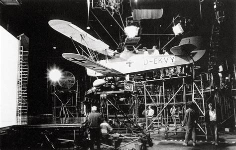 25 Behind The Scenes Photos From Indiana Jones and the Last Crusade ...