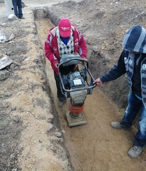 Relleno y compactación del terreno Asegurando la estabilidad y