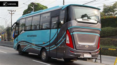 Harga Dan Spesifikasi Bus Karyawan Karoseri Laksana