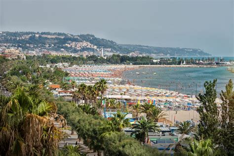 Itinerario In Bici Lungo La Riviera Delle Palme Italia It