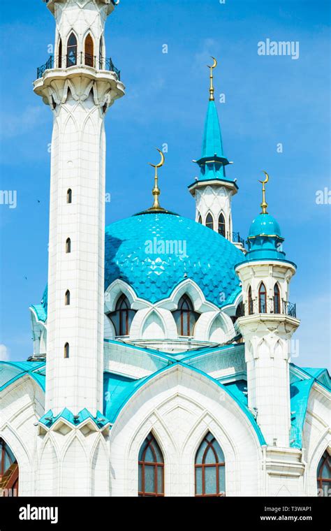 Qolsharif Mosque in Kazan Kremlin Stock Photo - Alamy