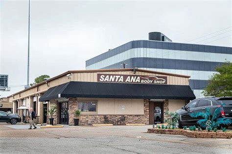 Jones Road Santa Ana Body Shop