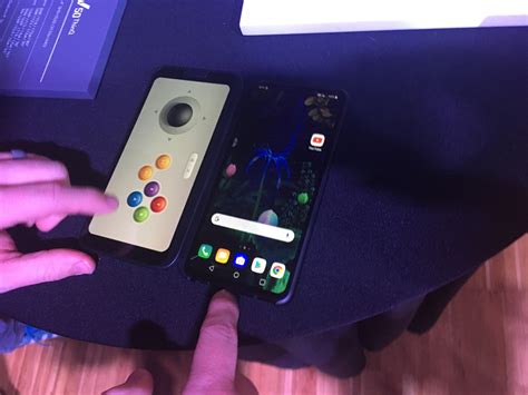 Mwc 2019 Lg Presenta Lo Smartphone Che Riconosce Le Vene Della Mano