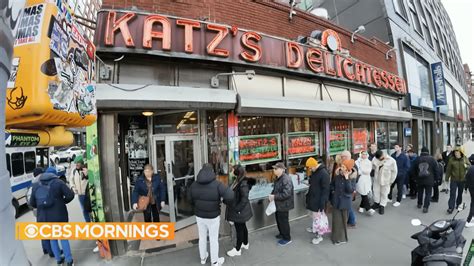 Billy Crystal Returns To Katz's Deli For First Time Since NSFW 'When ...