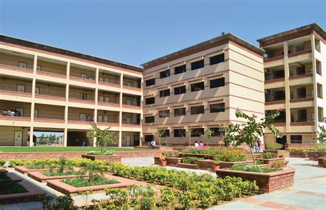 Exploring the Best Civil Engineering Colleges in Delhi-NCR