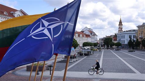 Turkey Clears The Way For Swedens Entry To Nato On The Eve Of Summit The New York Times