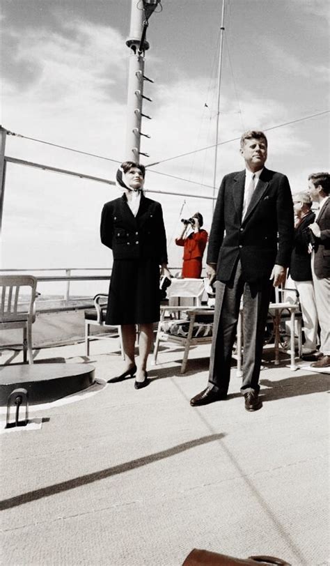 Sweet Caroline: Photo