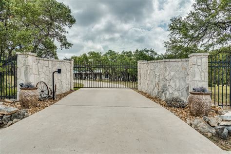 26540 Smithson Valley Rd, San Antonio, TX, 78261 | Shoot2Sell