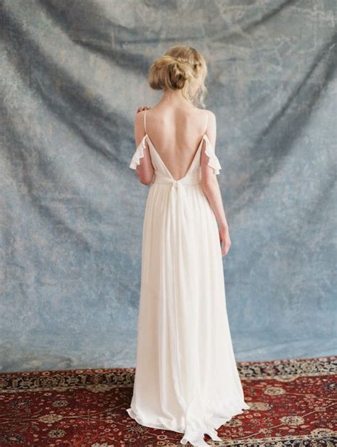 Low Key Wedding Dresses In 2020 Low Key Wedding Dress Wedding Dress