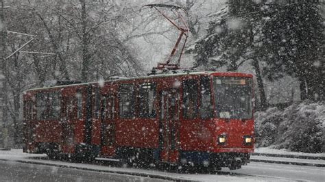 Kako Izgleda Prvi Sneg Ove Godine U Beogradu Foto Beograd Dnevni