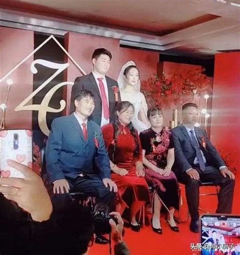 太低調！大衣哥朱之文兒子結婚，只辦26桌酒席，網友：真接地氣 每日頭條