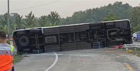 Breaking News Kecelakaan Bus Handoyo Di Tol Cipali 12 Tewas Limapagi