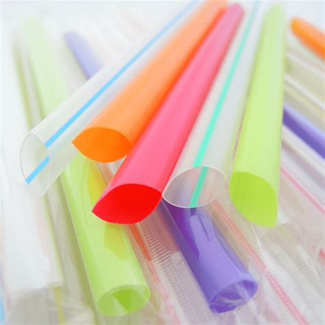 D 12mm Plastic Piercing Straw L 18cm D 12mm Plastic Piercing Straw Made In Taiwan