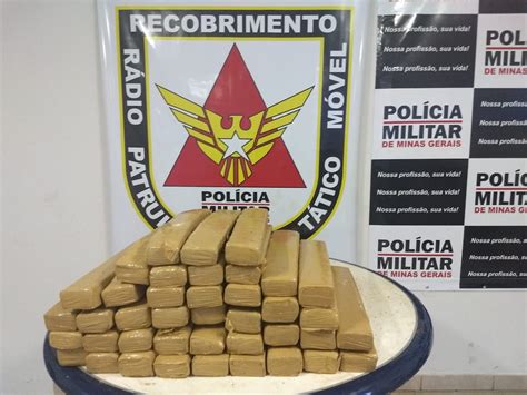 Mulher é Presa Por Tráfico De Drogas Com 49 Tabletes De Maconha Em