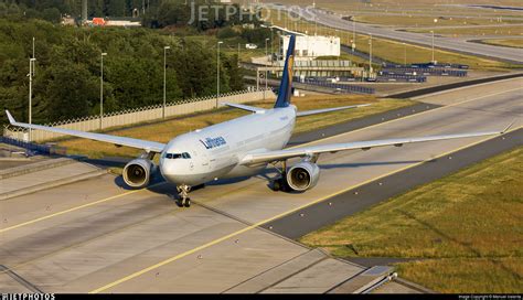 D Aiko Airbus A Lufthansa Manuel Valenta Jetphotos