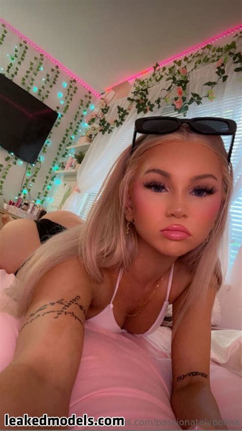 Pinkprincesspolina Polina Warren Nude Leaks Onlyfans Photo