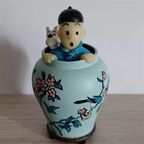 Figurine Herg Moulinsart Le Lotus Bleu Tintin Et Milou Dans Une