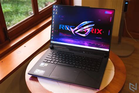 Nh Gi Asus Rog Strix Scar Chi C Gaming Laptop D Ng Scar T T