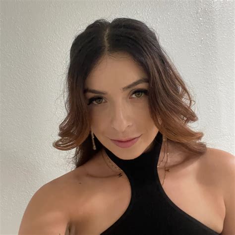 Wendy sanchez's Amazon Page