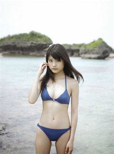 9 Hot Sexy Mitsuki Takahata Bikini Pics