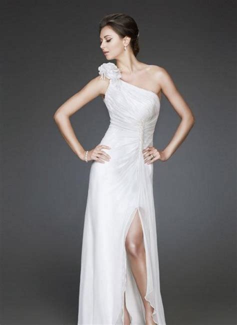 Elegante Brautkleider Mit One Shoulder Ausschnitt