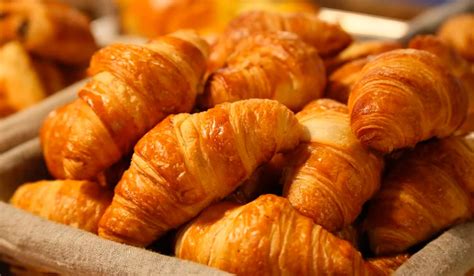 Historique du croissant beurre création et recette originale