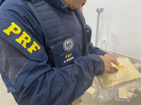 Prf Apreende Mais De 100 Kg De Pasta Base De Cocaína Em Guapimirim