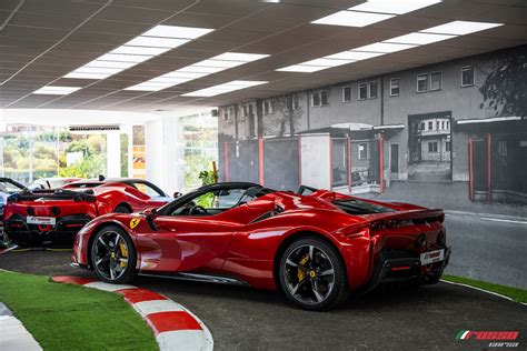 Rosso Magma Ferrari SF90 Spider Carpaints Co