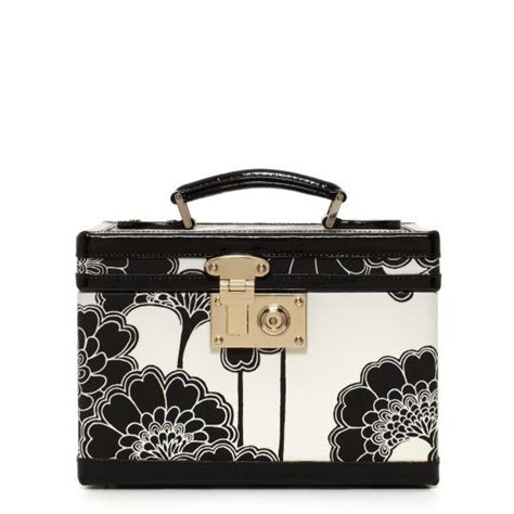 Pin By Kate Spade New York On Patterns We Love Kate Spade Train Case Leather Handbags