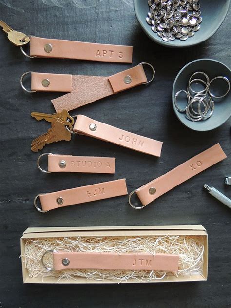 6 T Diy Monogrammed Leather Key Rings The Everygirl Leather