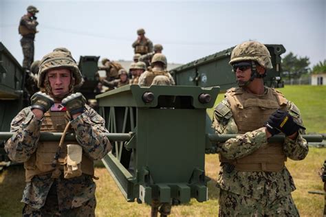 Dvids Images Brace For Weight Marines And Sailors Construct