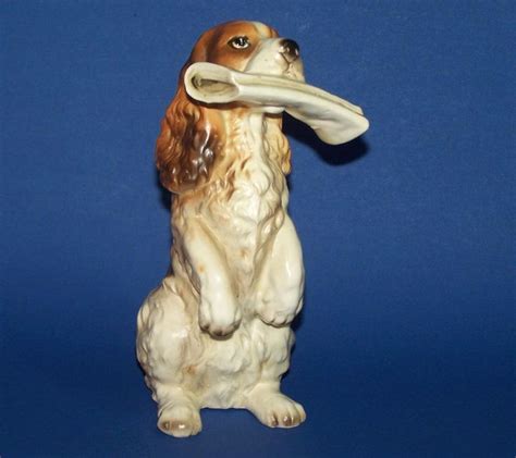 English Springer Spaniel Figurine Standing with Newspaper Brown White ...