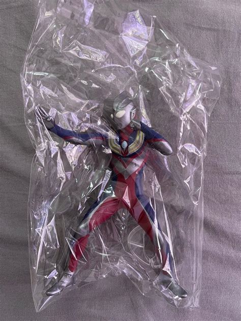 Ultraman Tiga Hero S Brave Statue Figure Ultraman Tiga Day Night